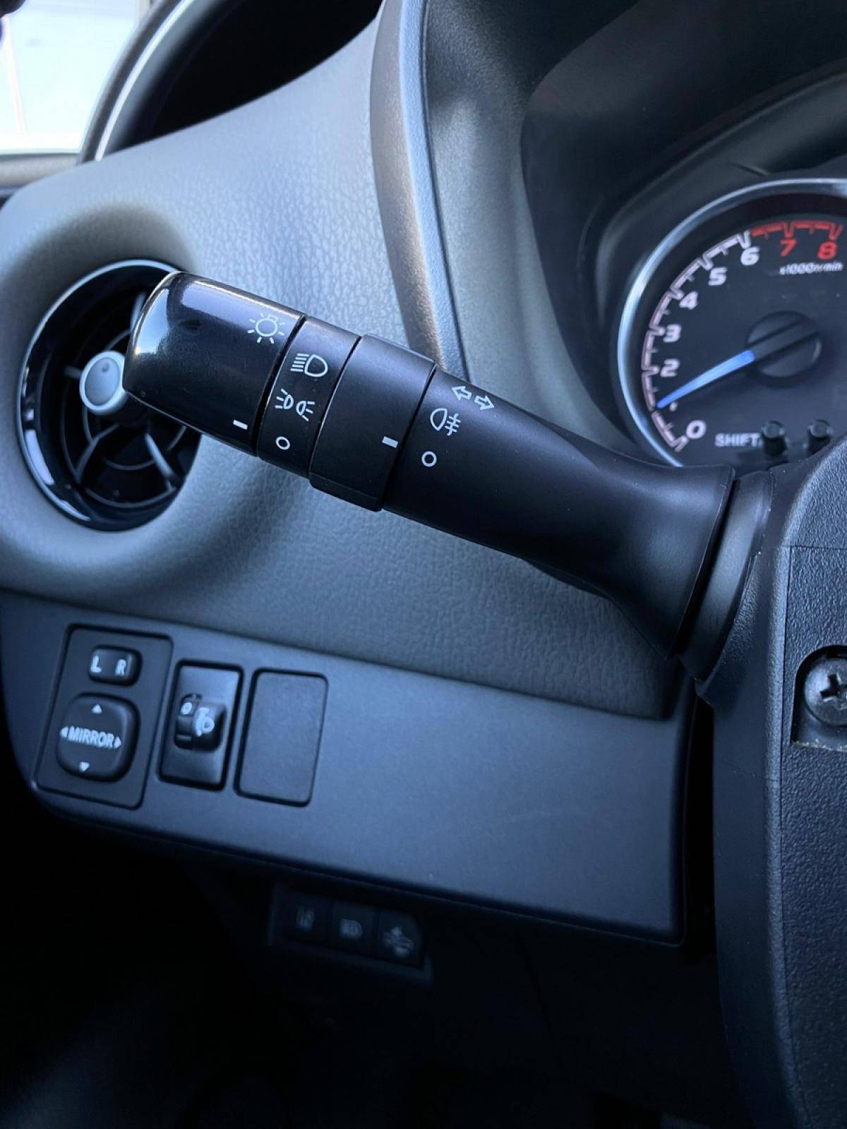 toyota-yaris-2020-gasolina-998cc