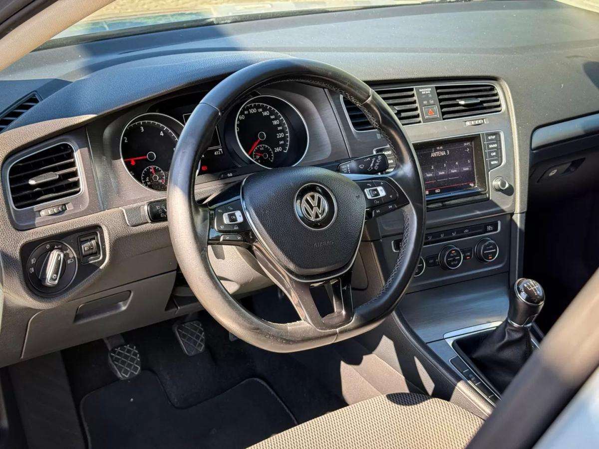 volkswagen-golf-2013-diesel-1598cc