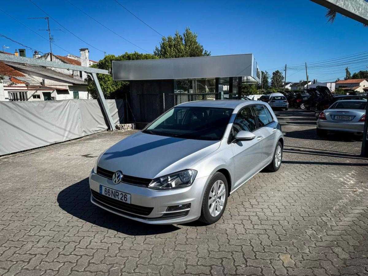 volkswagen-golf-2013-diesel-1598cc