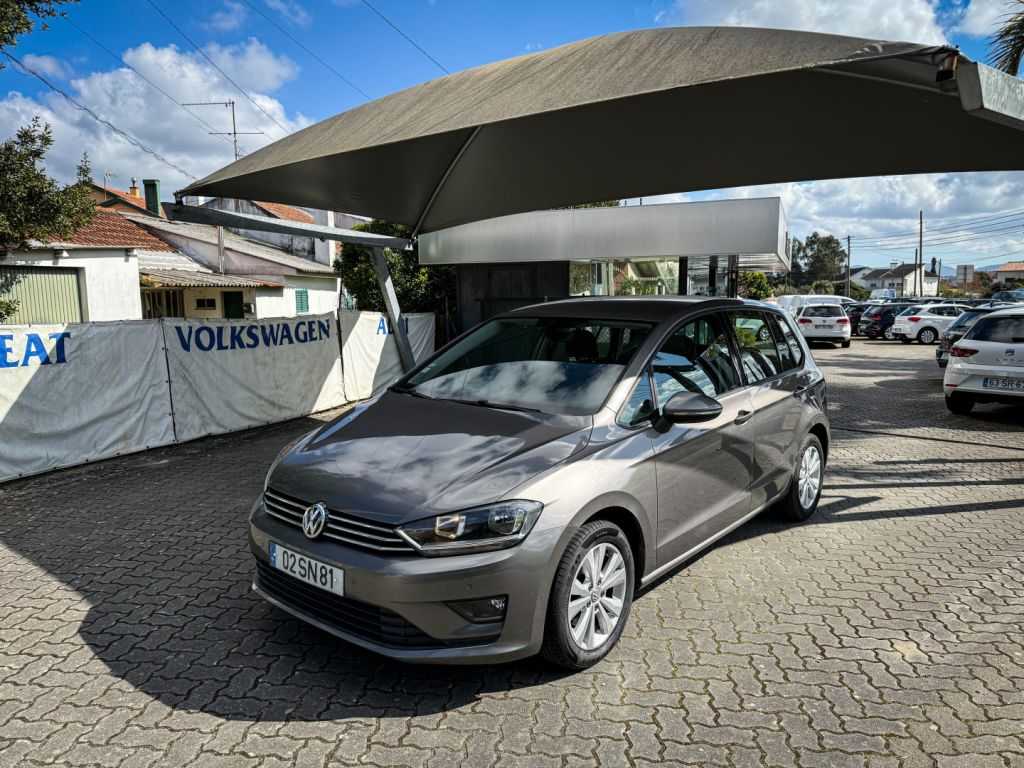 volkswagen-golf-sportsvan-2017-diesel-1598cc
