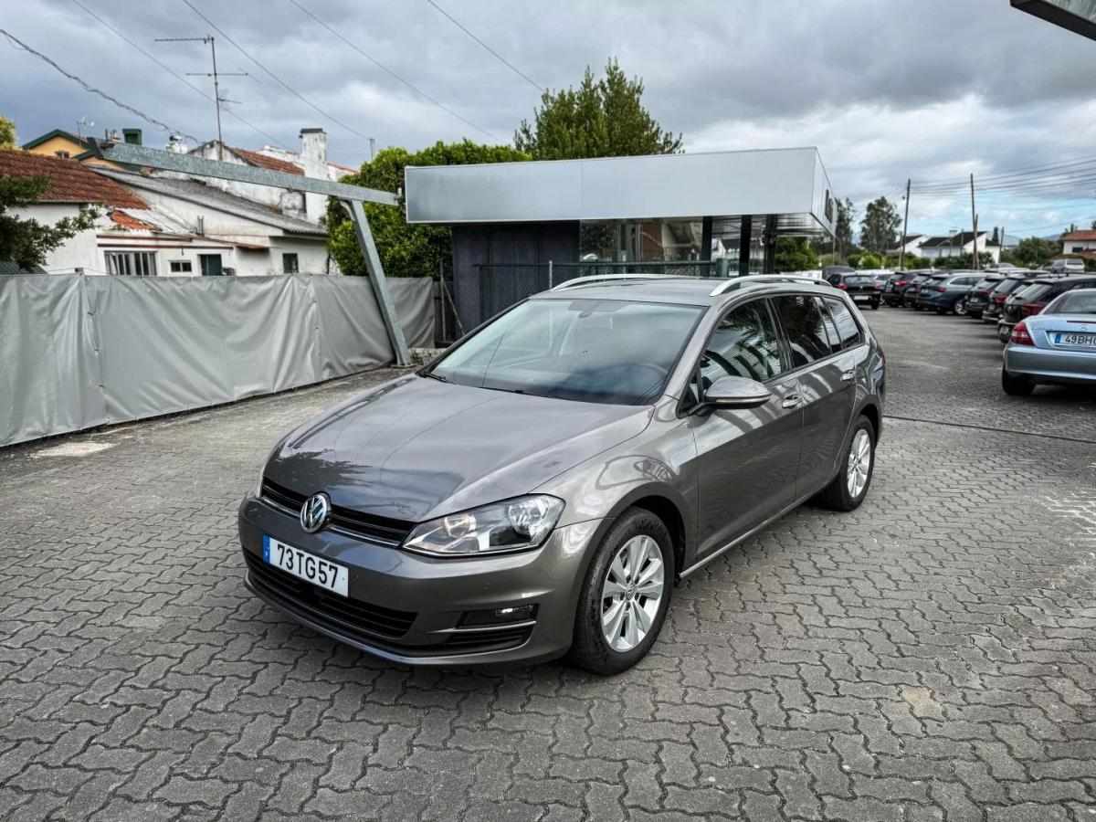 volkswagen-golf-variant-2014-diesel-1598cc