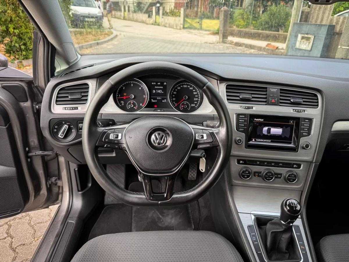 volkswagen-golf-variant-2014-diesel-1598cc
