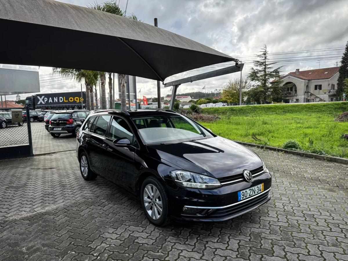 volkswagen-golf-variant-2019-diesel-1598cc