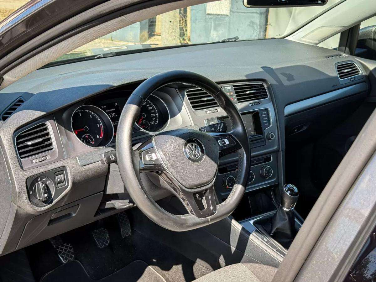 volkswagen-golf-variant-2014-diesel-1598cc