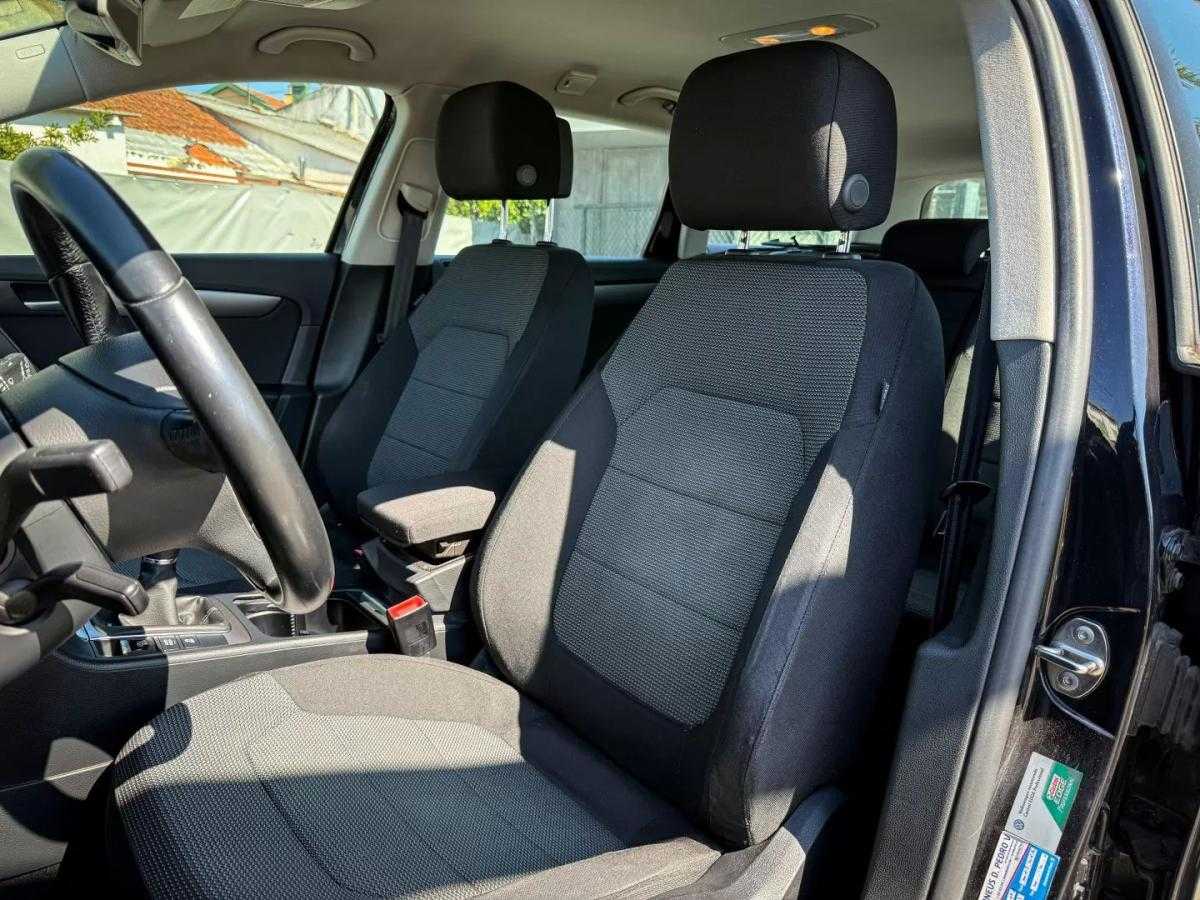 volkswagen-passat-variant-2014-diesel-1598cc