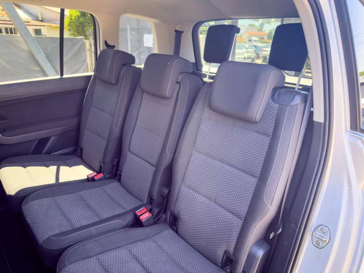 volkswagen-touran-2017-diesel-1598cc