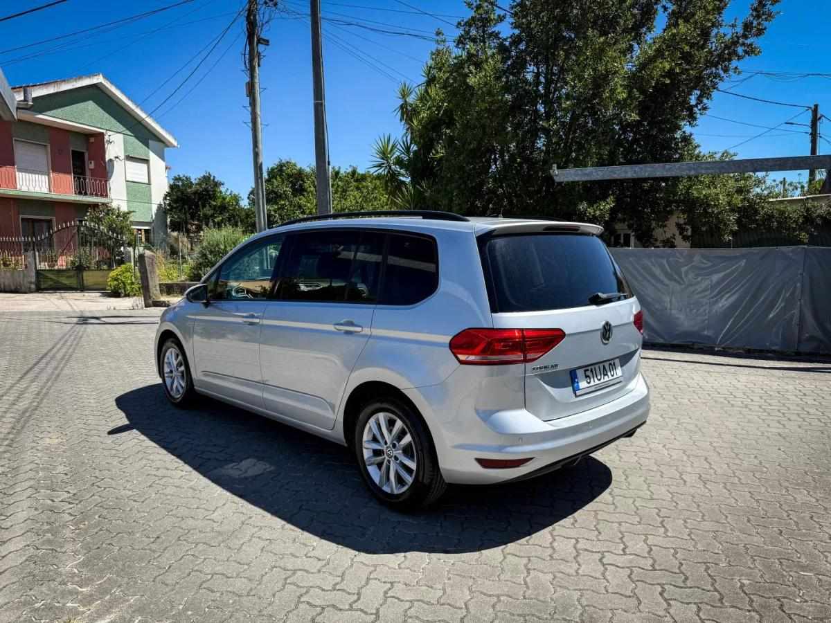 volkswagen-touran-2017-diesel-1598cc