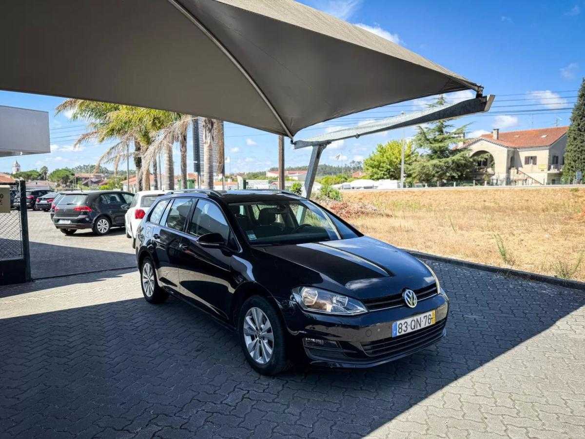 volkswagen-golf-variant-2015-diesel-1598cc