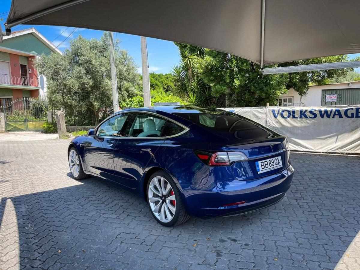 tesla-model-3-2019-eletrico-200cc