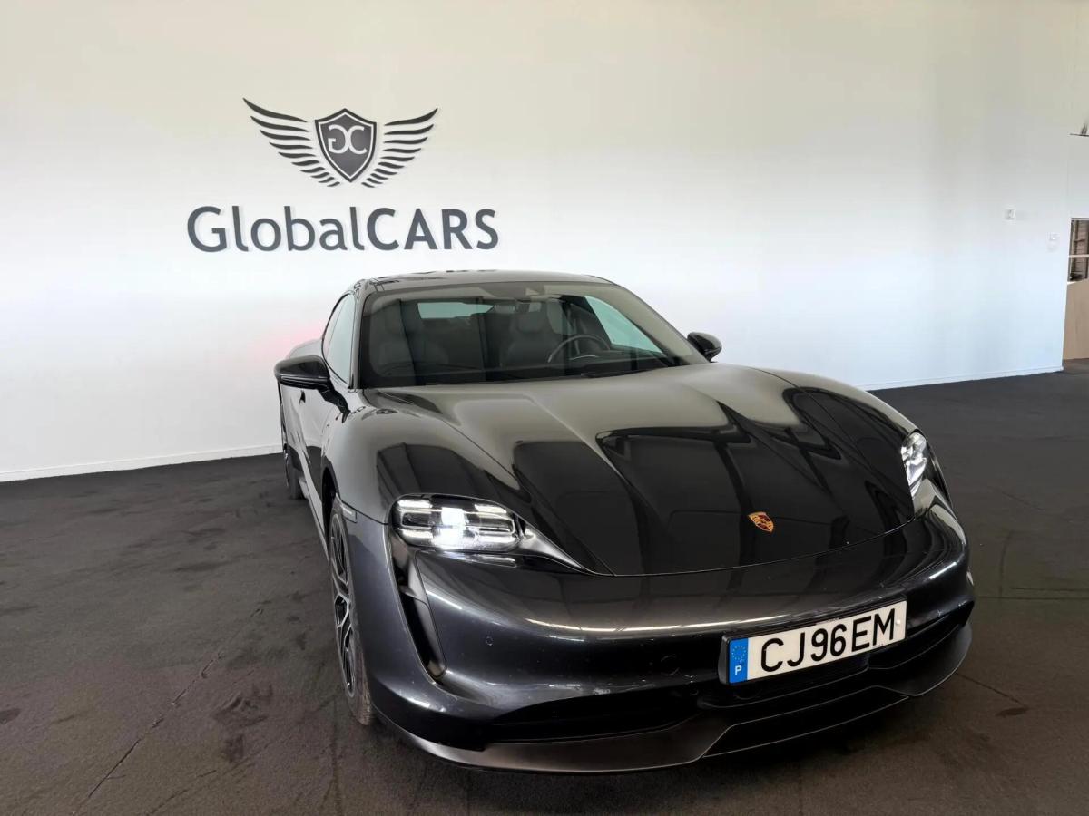 porsche-taycan-2021-eletrico-0cc