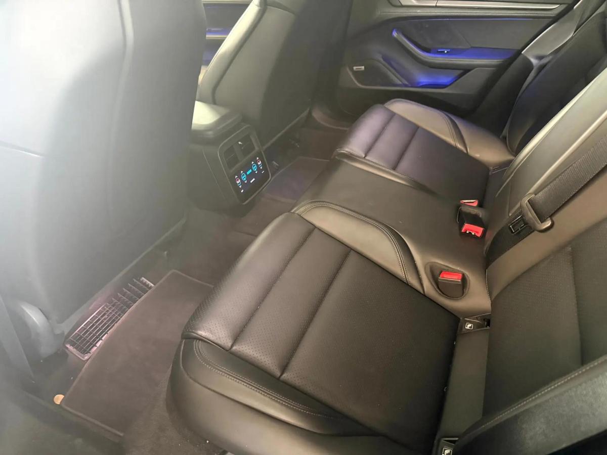 porsche-taycan-2021-eletrico-0cc