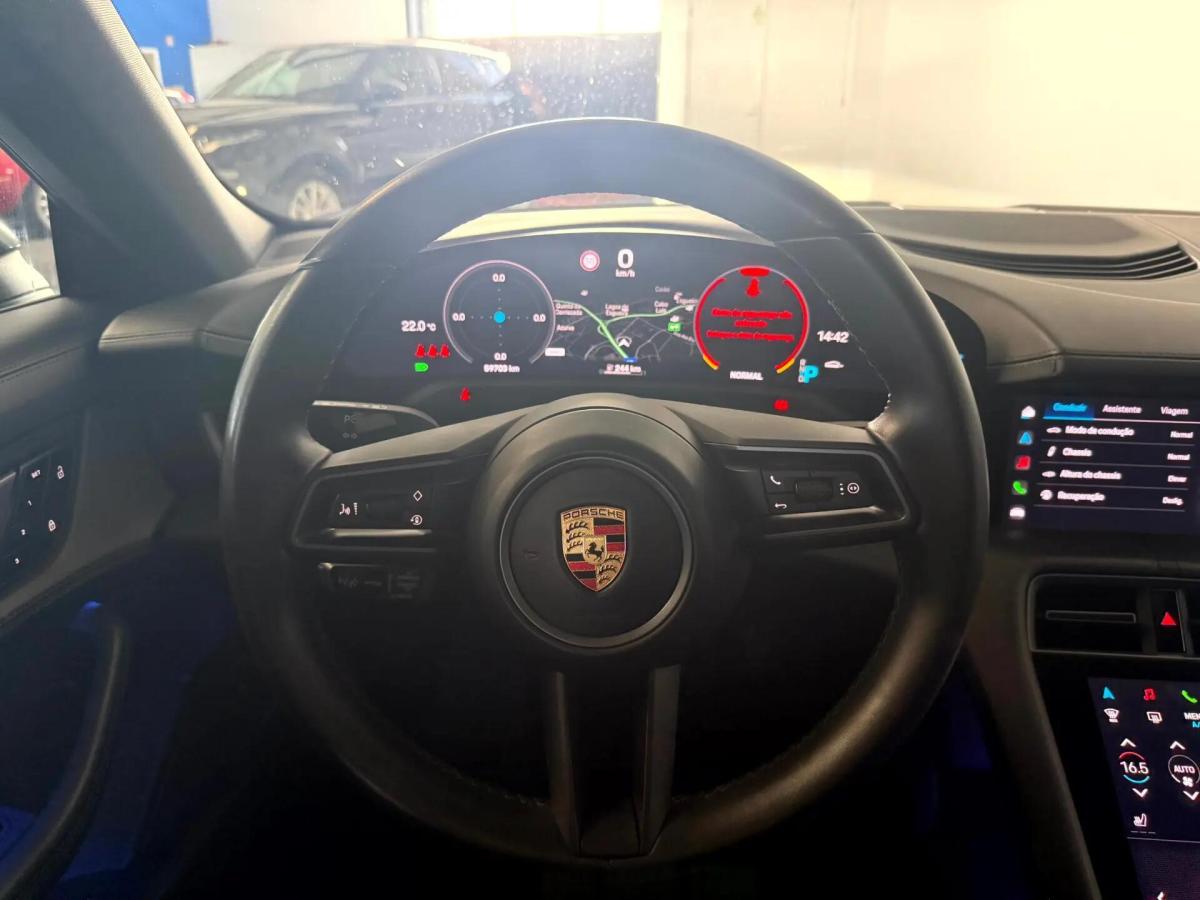 porsche-taycan-2021-eletrico-0cc