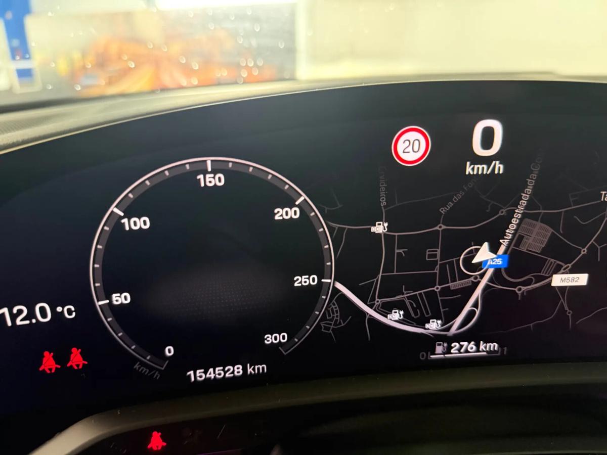 porsche-taycan-2021-eletrico-0cc