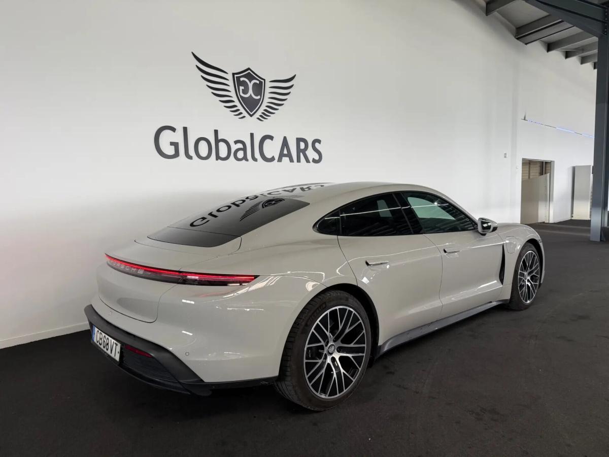 porsche-taycan-2021-eletrico-0cc