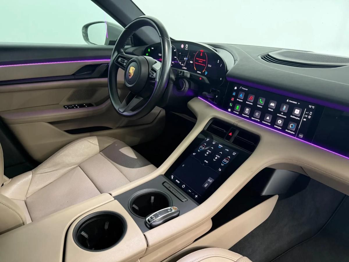porsche-taycan-2021-eletrico-0cc