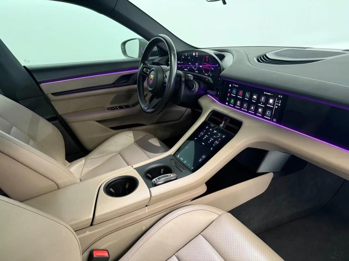 porsche-taycan-2021-eletrico-0cc