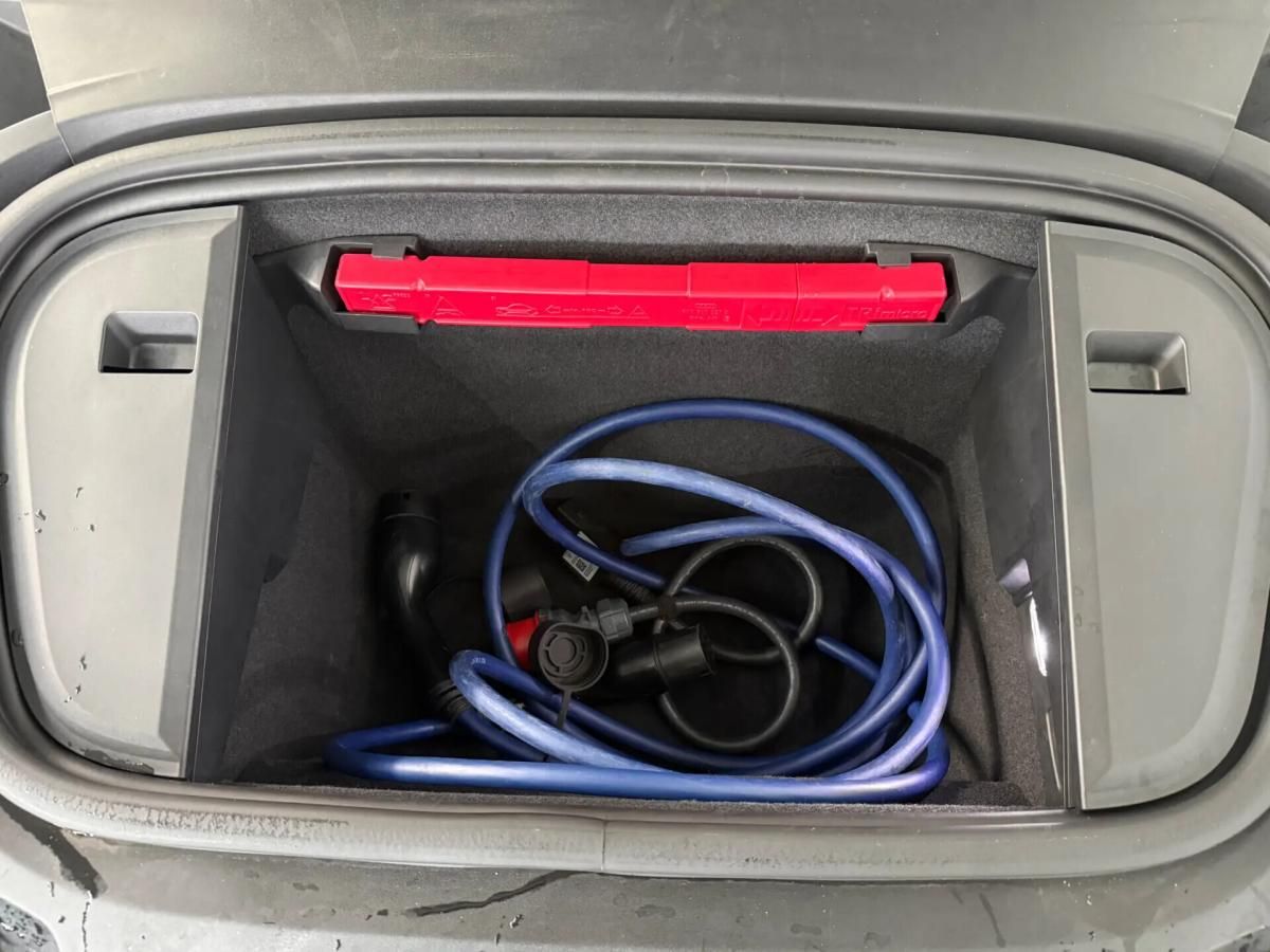 porsche-taycan-2021-eletrico-0cc