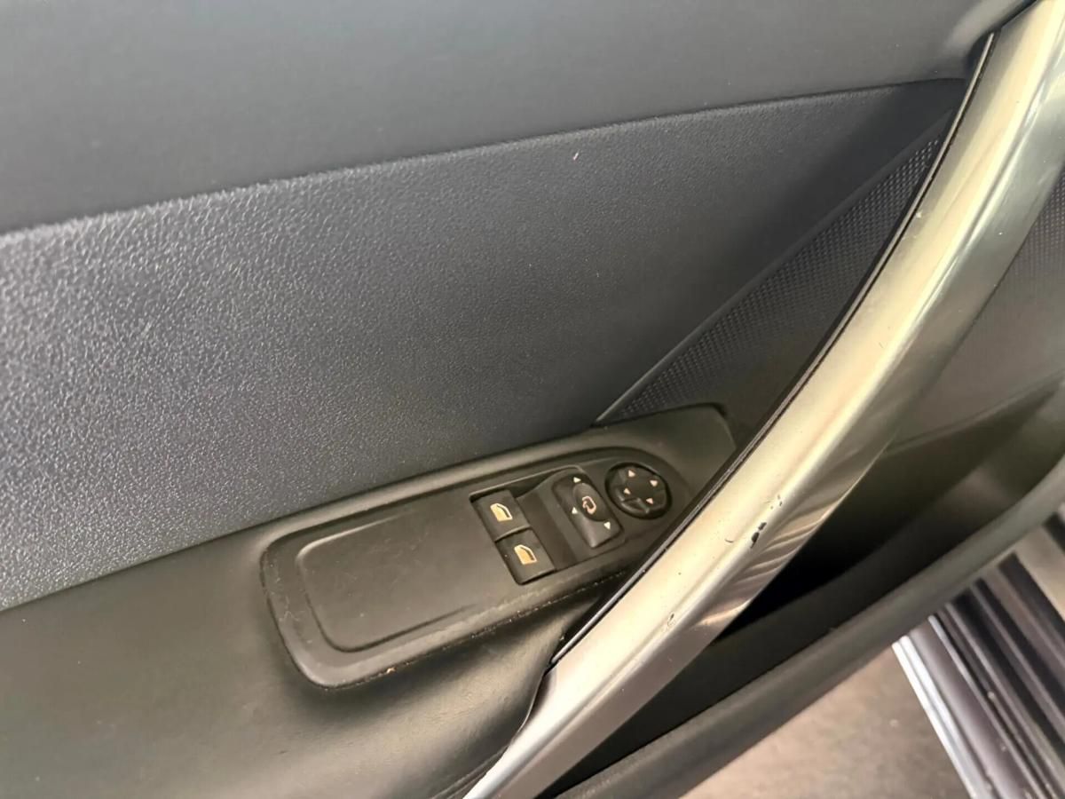 peugeot-rcz-2011-gasolina-1598cc