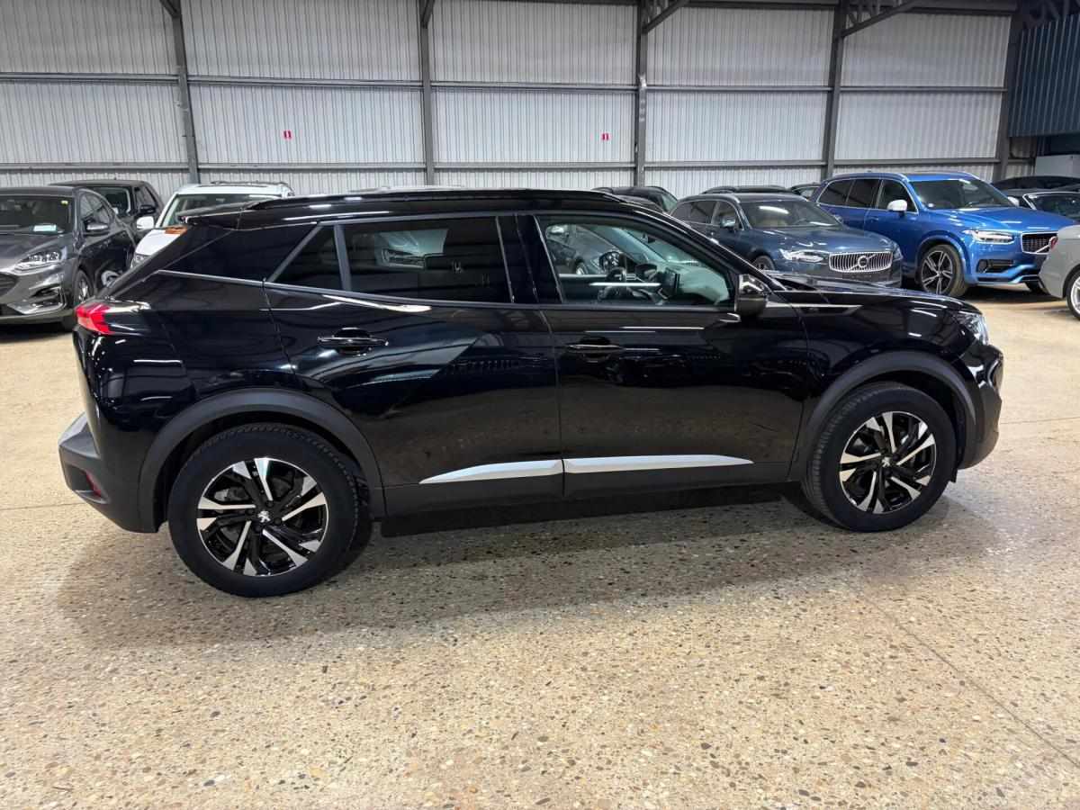 peugeot-e-2008-2021-eletrico-0cc