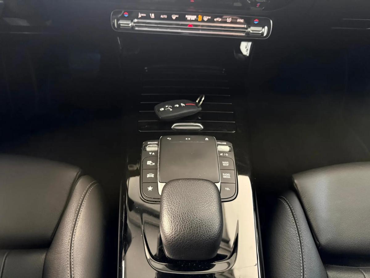mercedes-benz-cla-200-shooting-brake-2021-diesel-1950cc