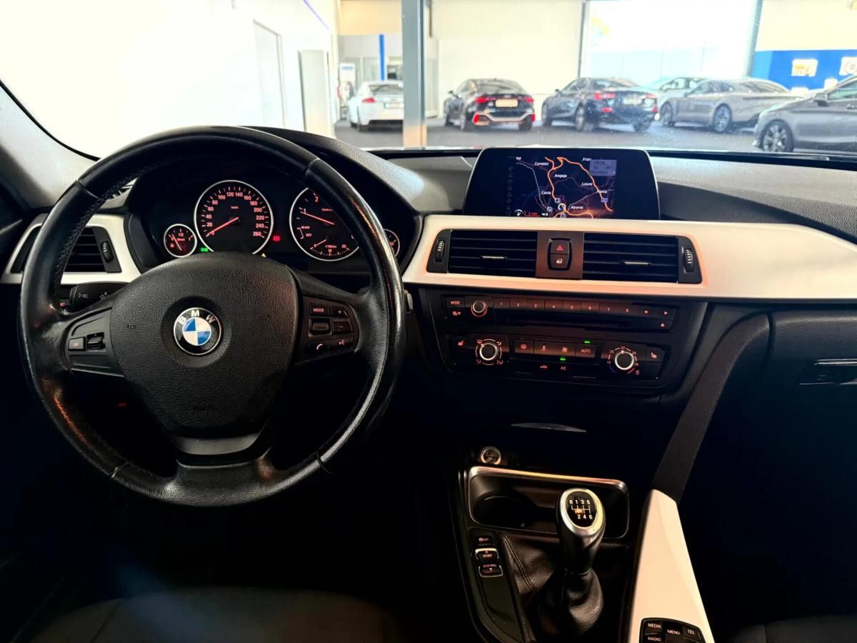 bmw-serie-3-318d-touring-2013-diesel-1995cc