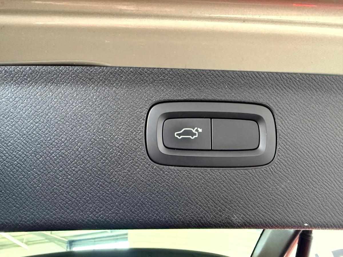 volvo-xc90-2018-hibrido-a-gasolina-1969cc