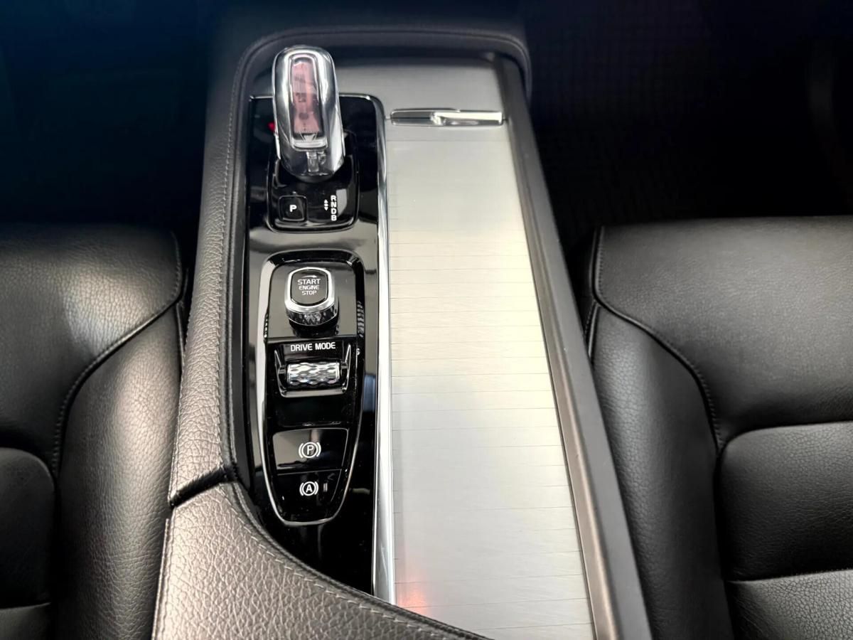 volvo-xc90-2018-hibrido-a-gasolina-1969cc