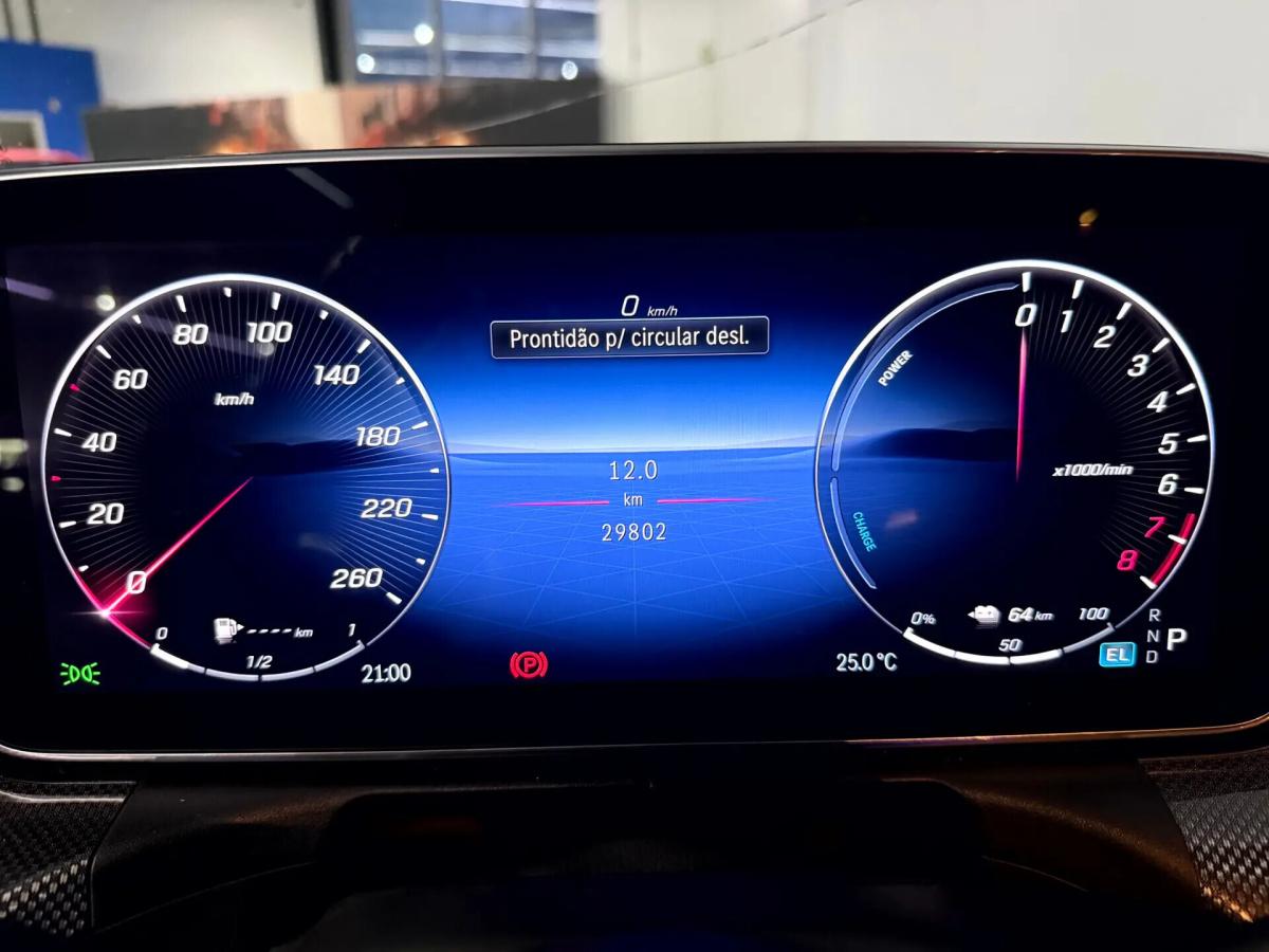 mercedes-benz-classe-c-c-300-e-2024-hibrido-a-gasolina-1999cc