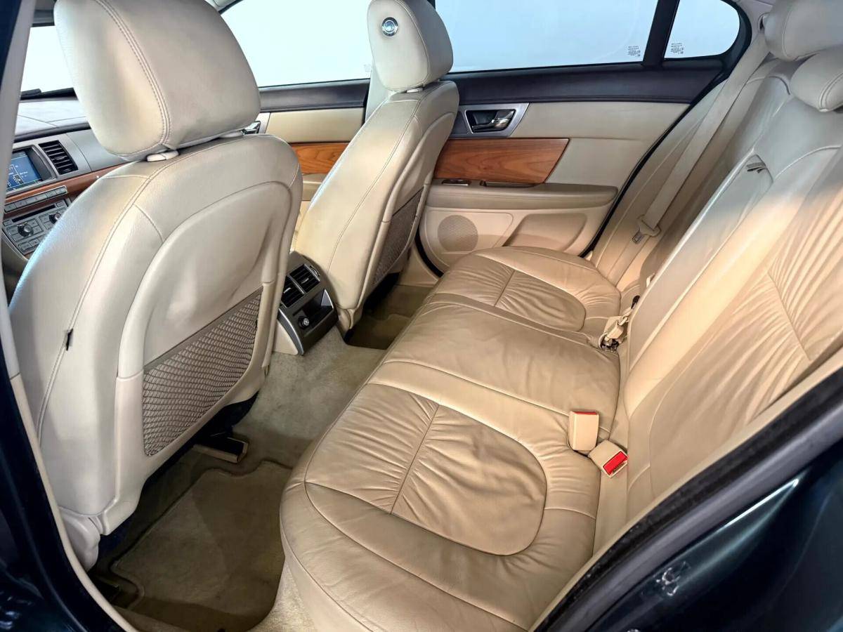 jaguar-xf-2011-diesel-2993cc