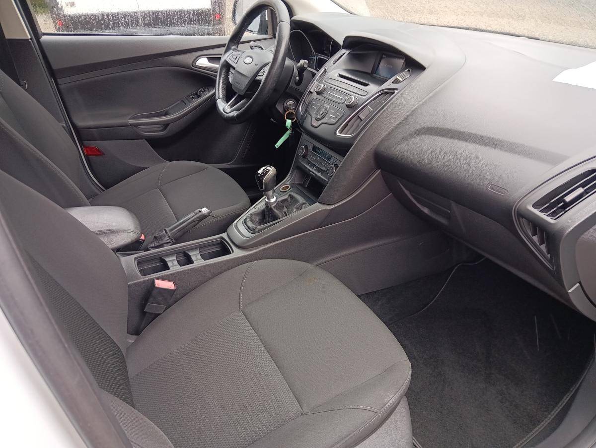 ford-focus-2016-diesel-1499cc
