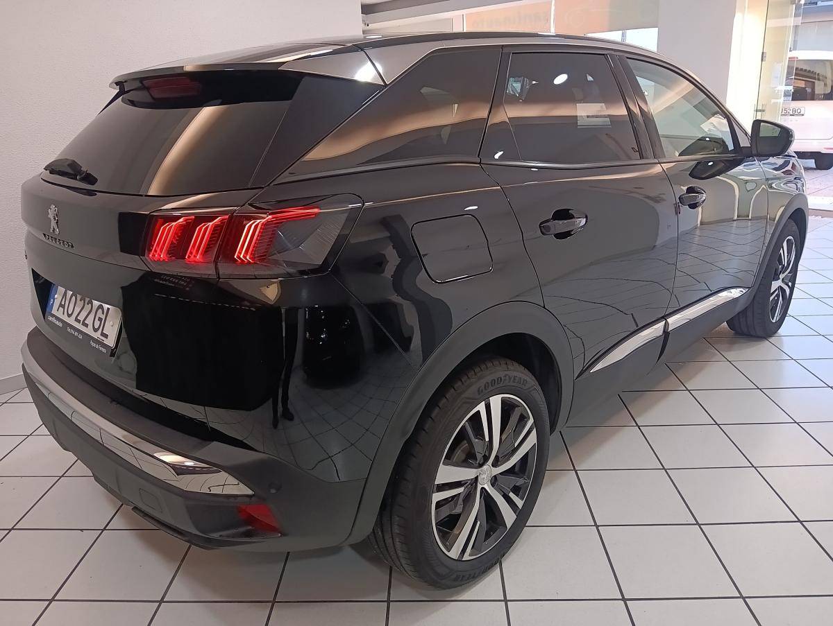 peugeot-3008-2022-diesel-1499cc