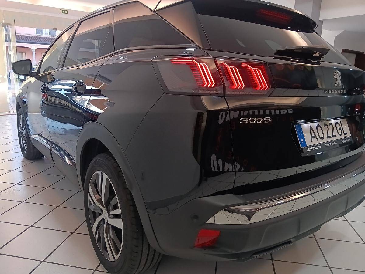 peugeot-3008-2022-diesel-1499cc