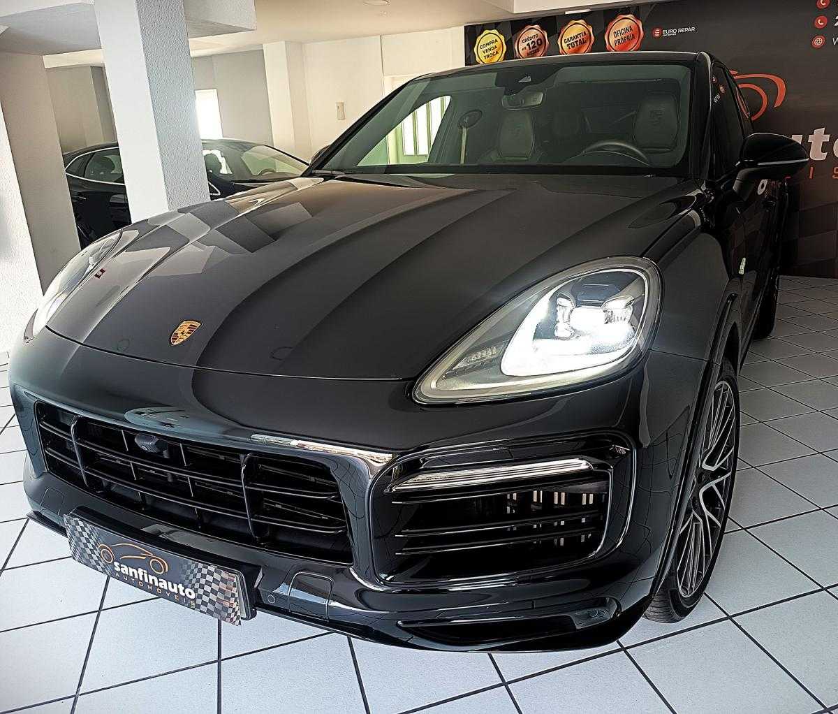 porsche-cayenne-2023-hibrido-a-gasolina-2995cc