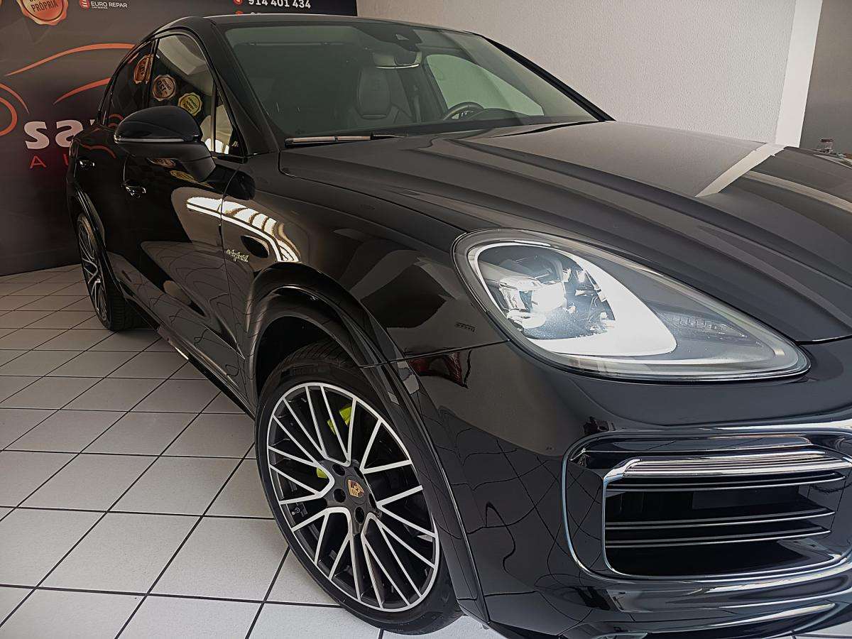 porsche-cayenne-2023-hibrido-a-gasolina-2995cc