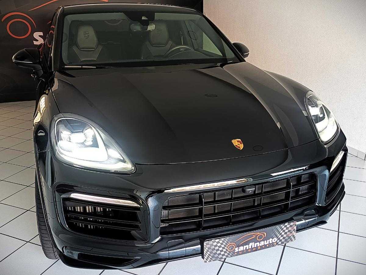 porsche-cayenne-2023-hibrido-a-gasolina-2995cc