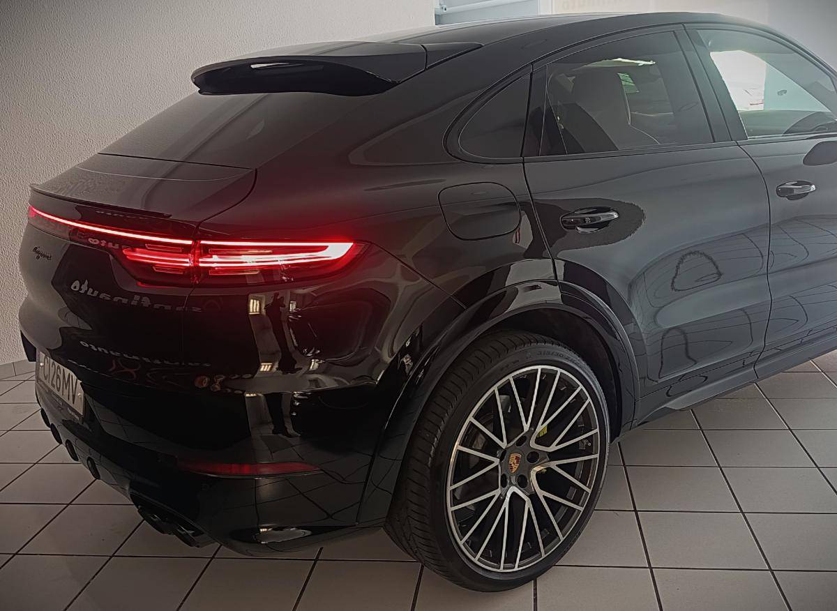 porsche-cayenne-2023-hibrido-a-gasolina-2995cc