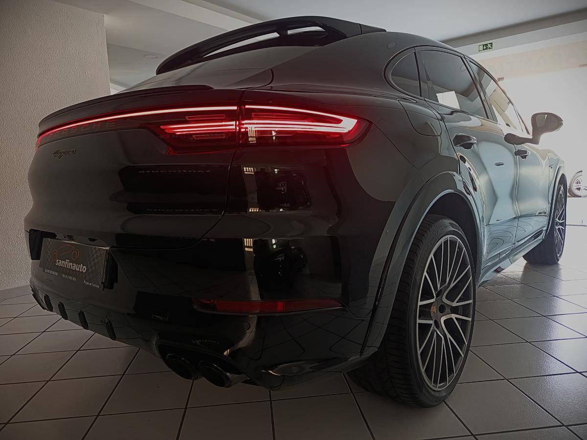 porsche-cayenne-2023-hibrido-a-gasolina-2995cc