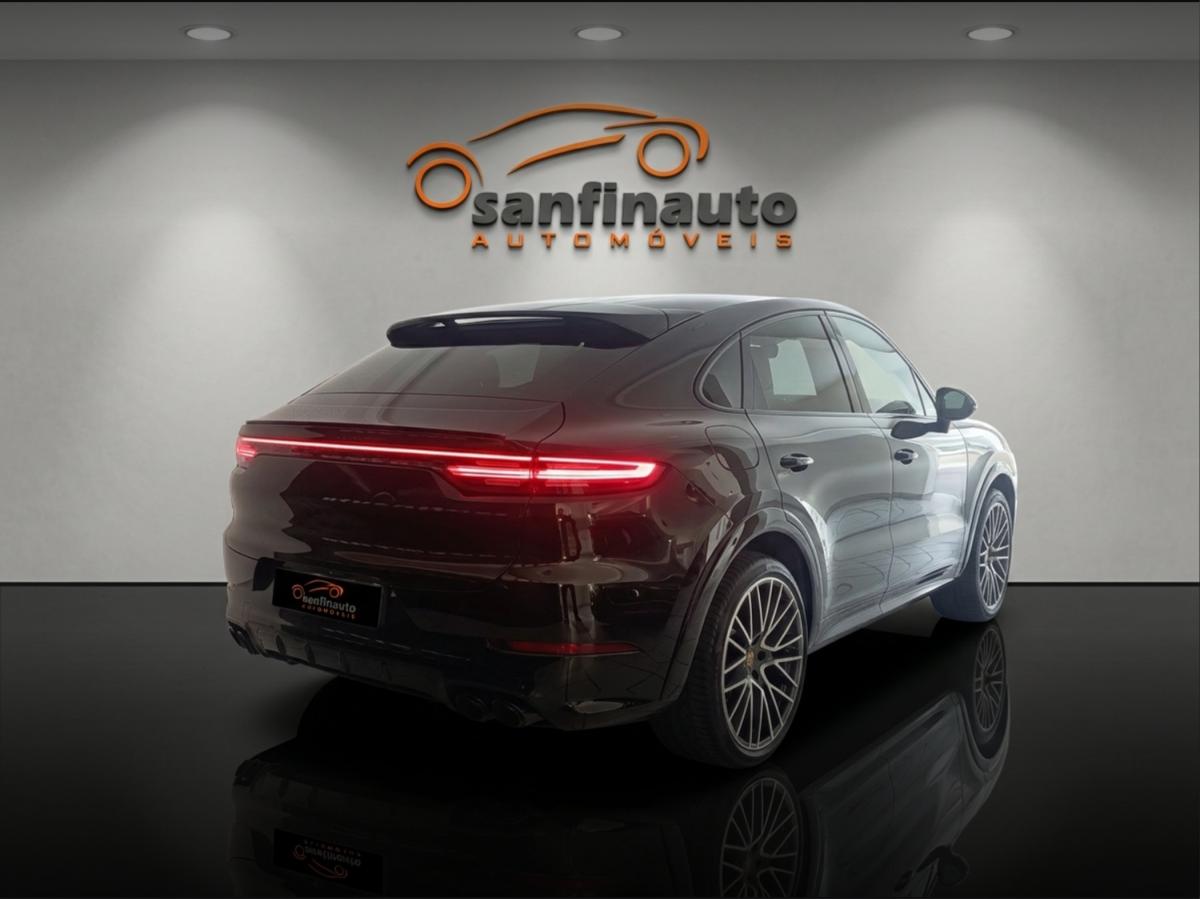porsche-cayenne-2023-hibrido-a-gasolina-2995cc