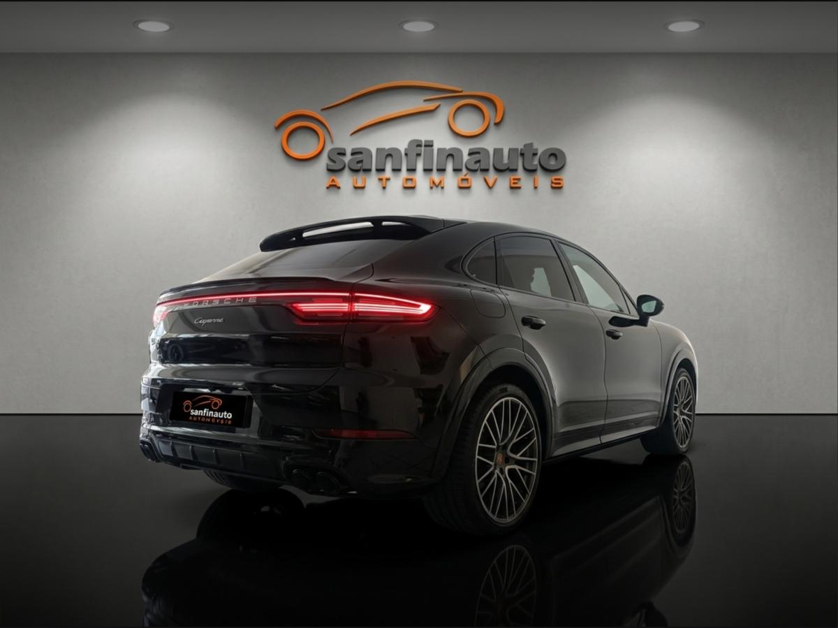 porsche-cayenne-2023-hibrido-a-gasolina-2995cc