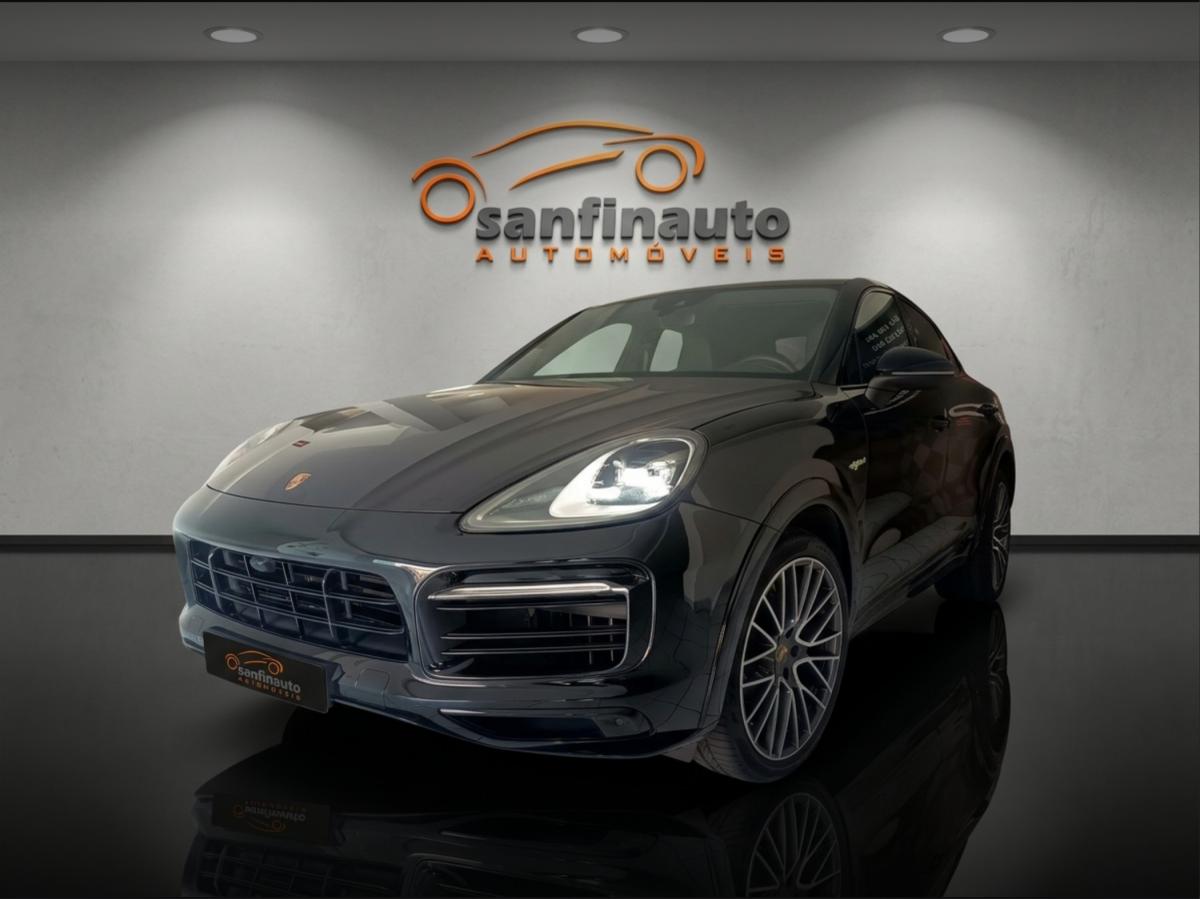 porsche-cayenne-2023-hibrido-a-gasolina-2995cc