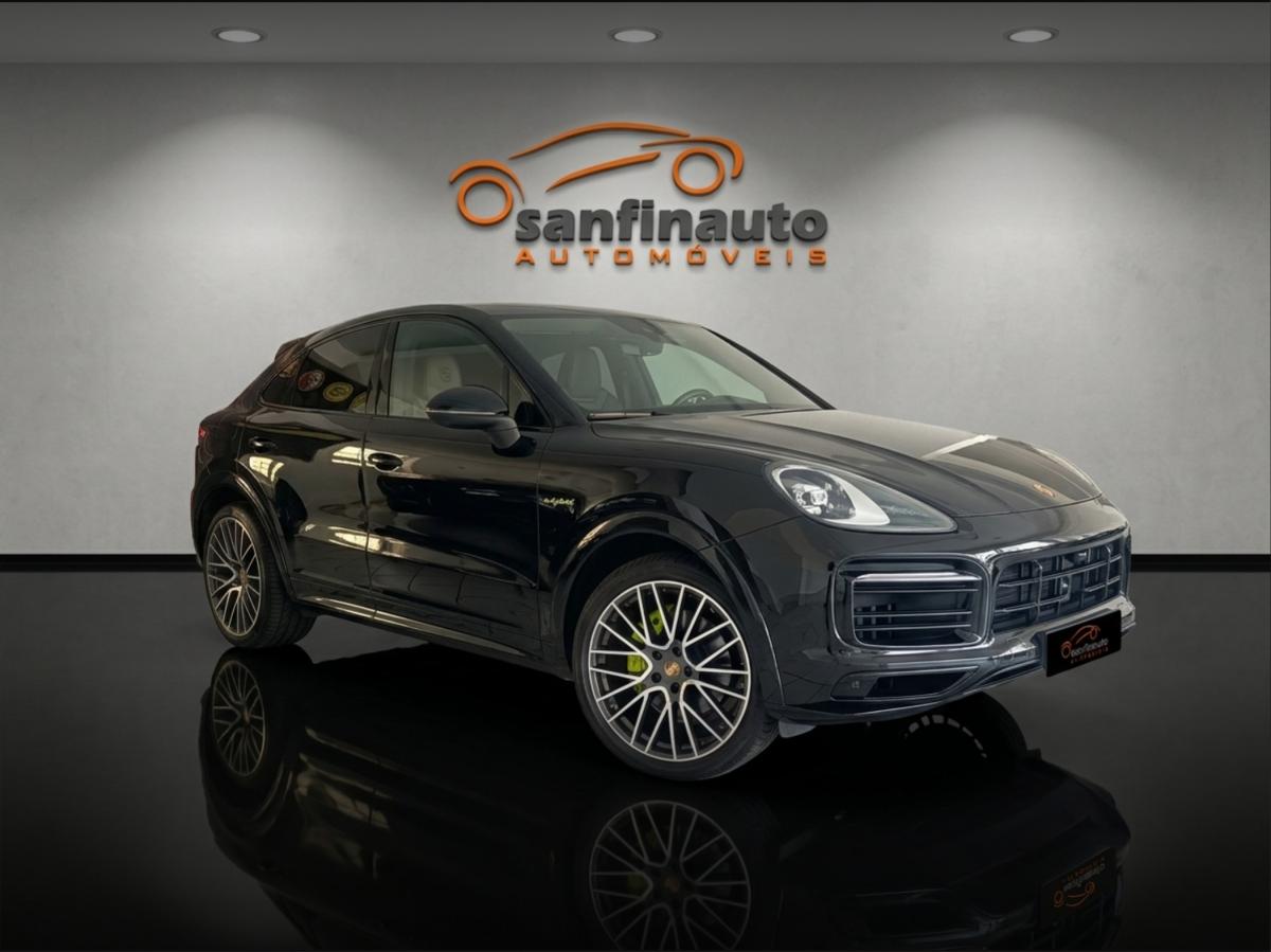 porsche-cayenne-2023-hibrido-a-gasolina-2995cc