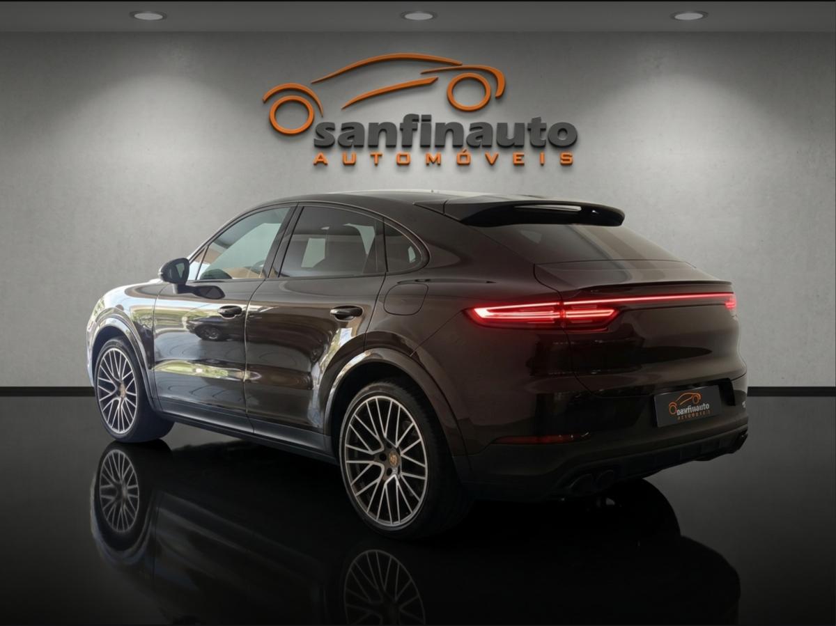 porsche-cayenne-2023-hibrido-a-gasolina-2995cc