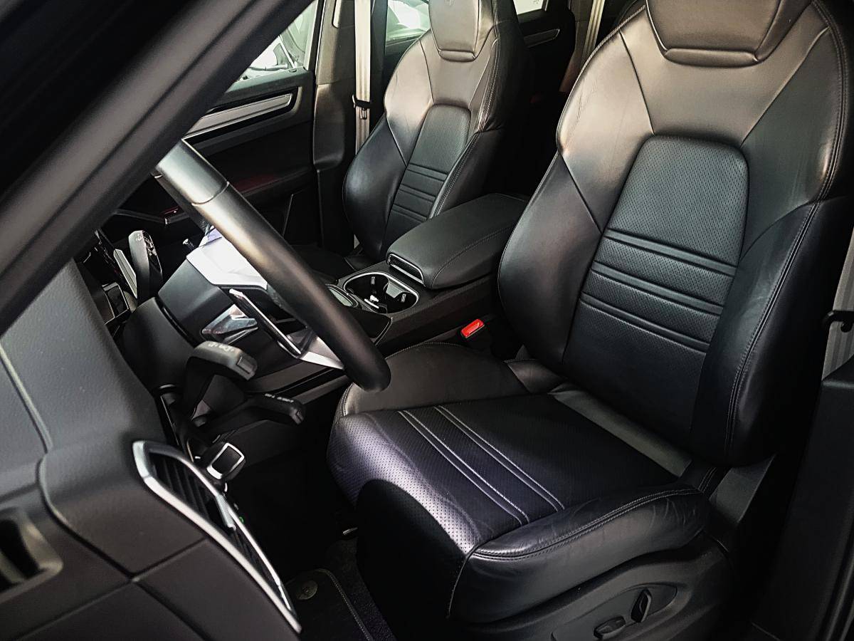 porsche-cayenne-2023-hibrido-a-gasolina-2995cc