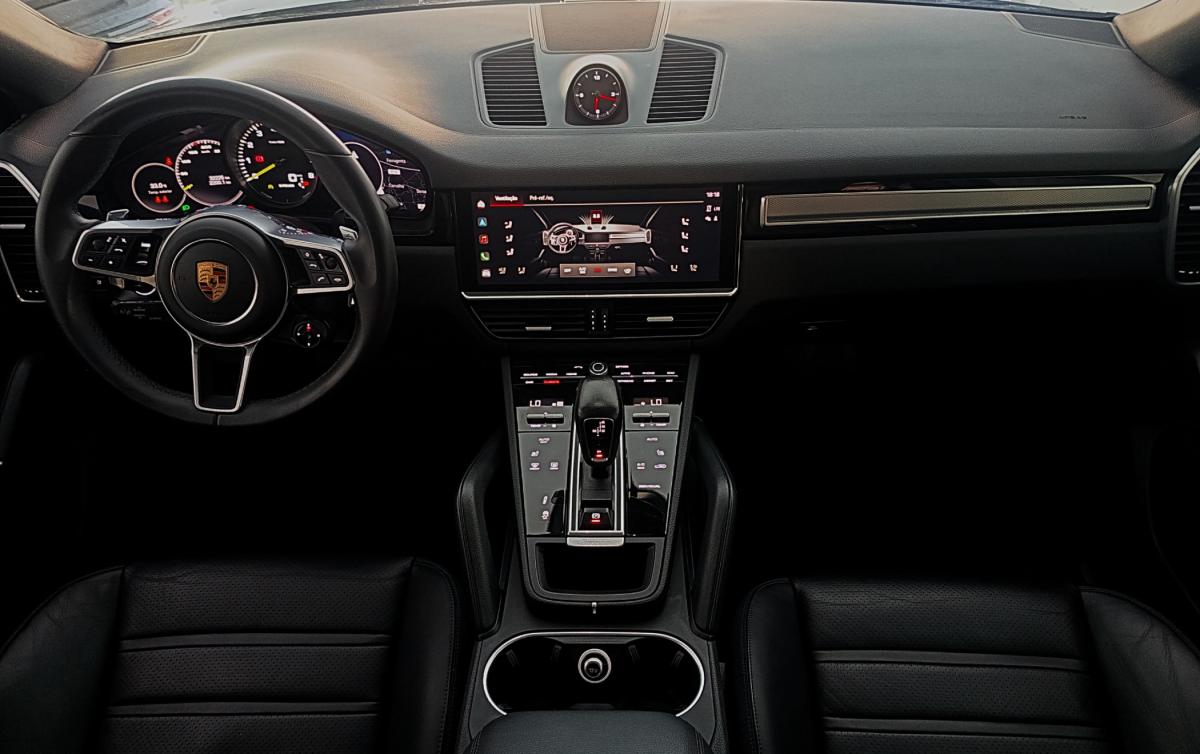 porsche-cayenne-2023-hibrido-a-gasolina-2995cc