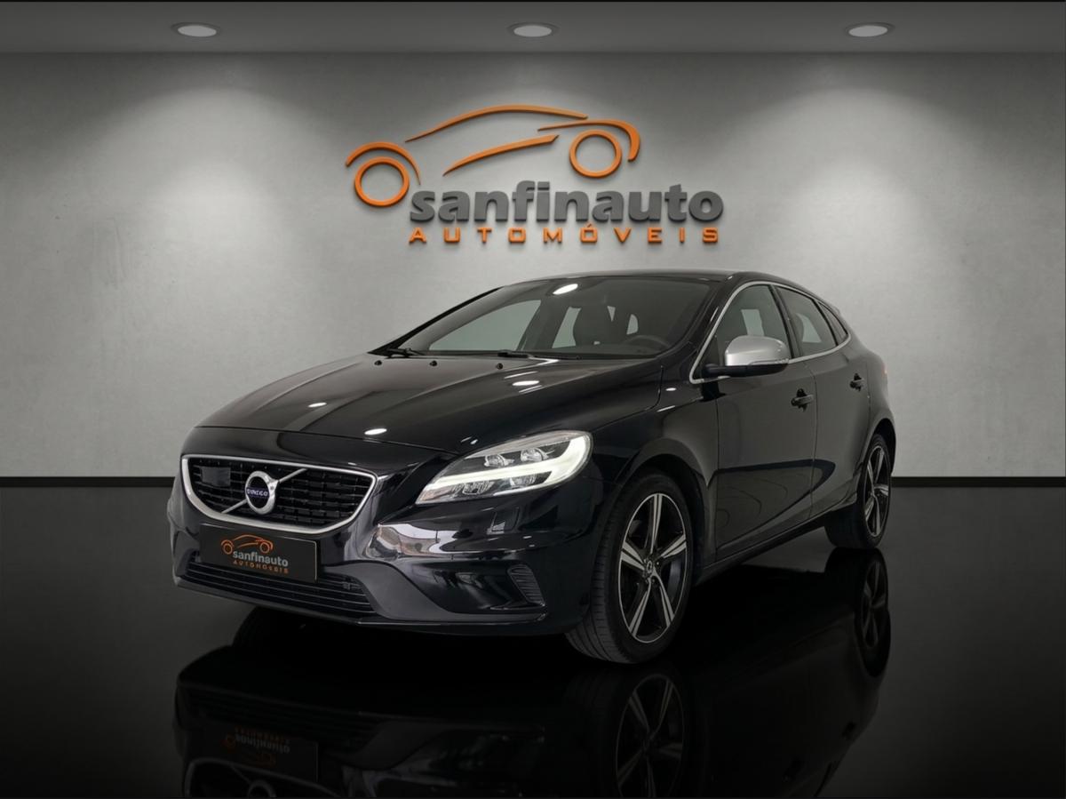 volvo-v40-2018-diesel-1969cc