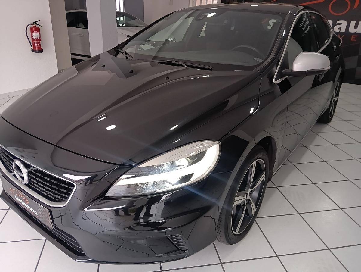 volvo-v40-2018-diesel-1969cc