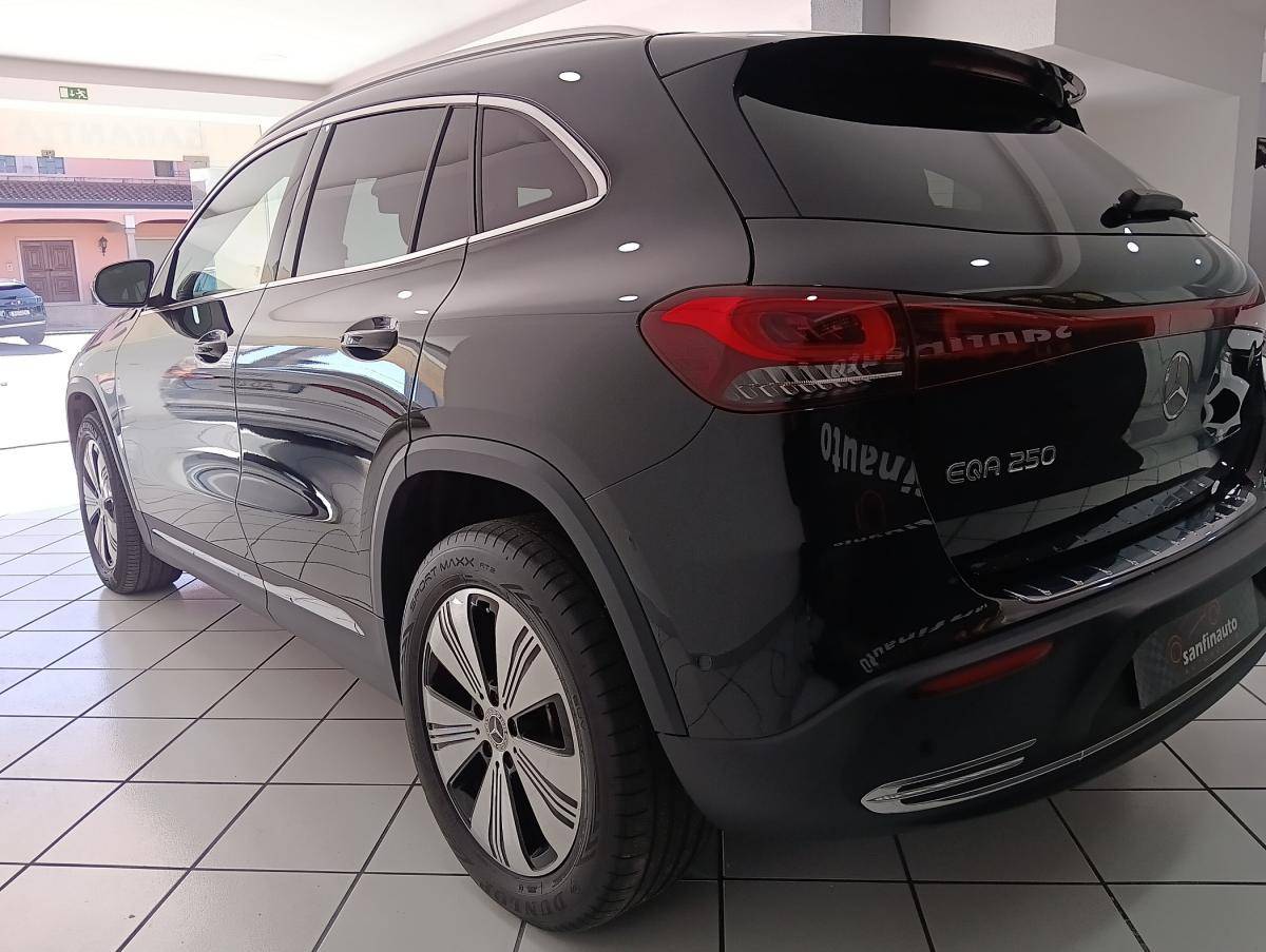 mercedes-benz-eqa-2021-eletrico-0cc