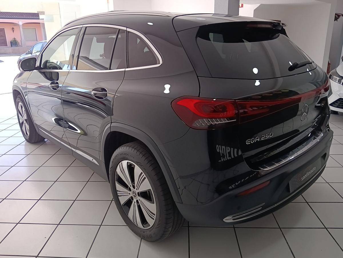 mercedes-benz-eqa-2021-eletrico-0cc