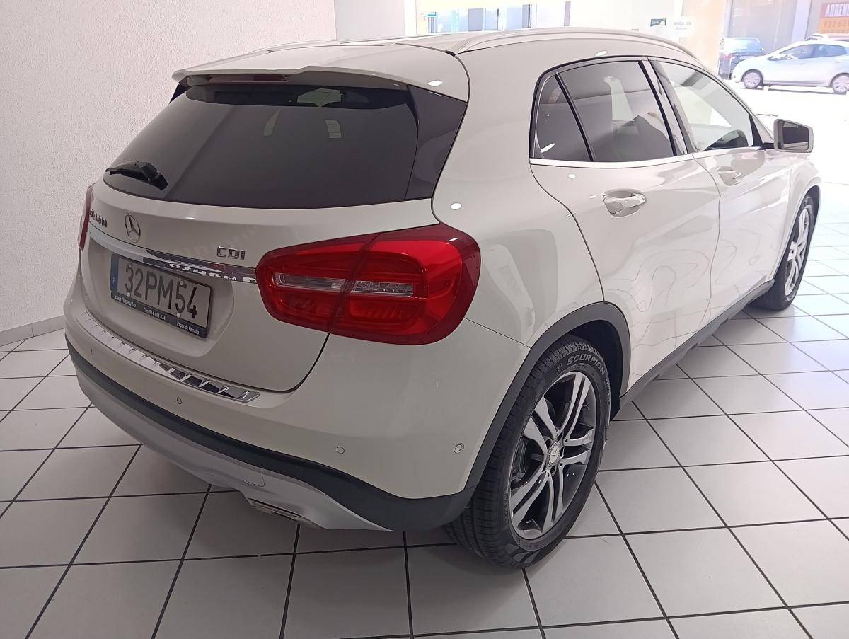 mercedes-benz-gla-2015-diesel-2143cc