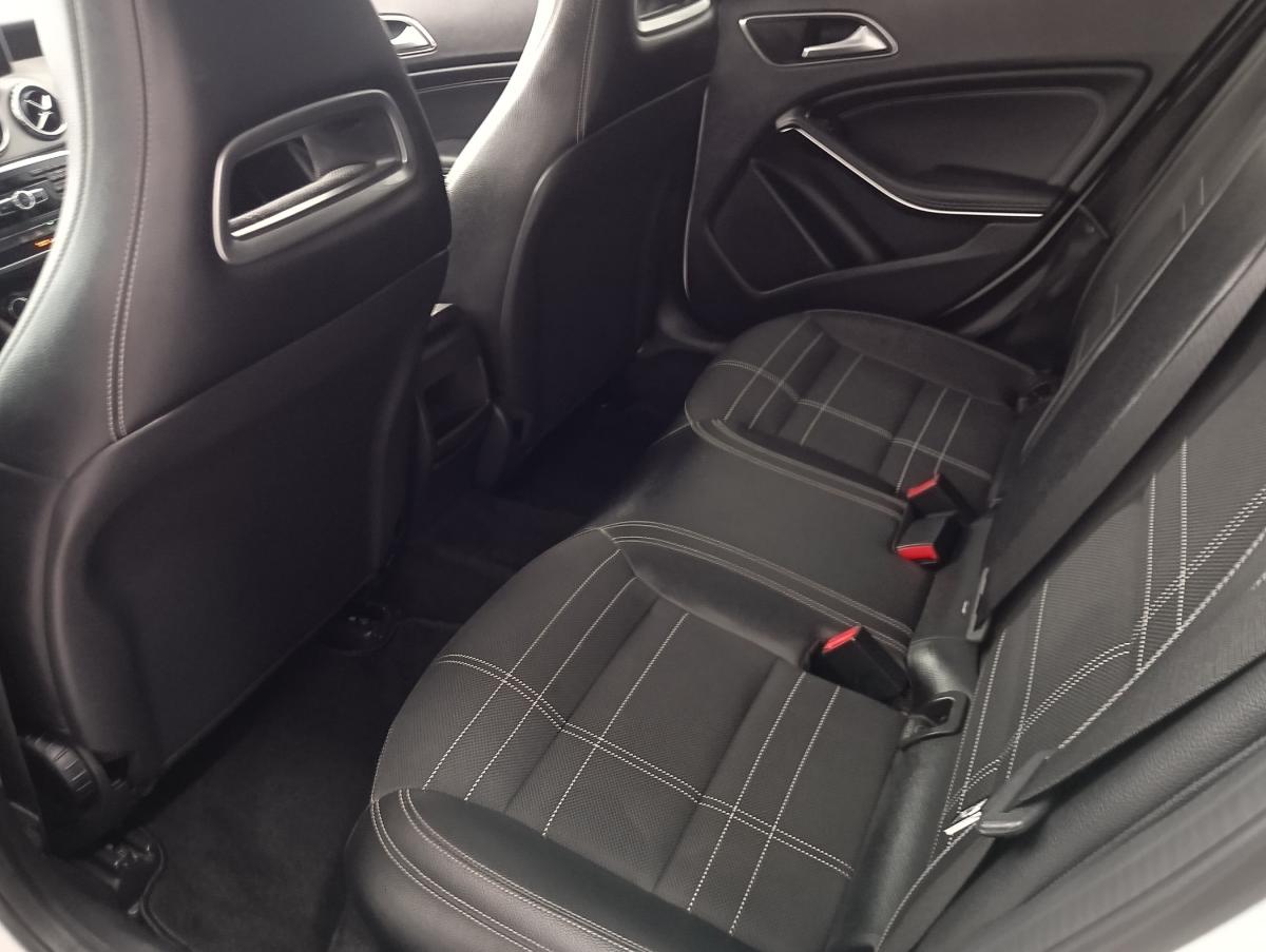 mercedes-benz-gla-2015-diesel-2143cc